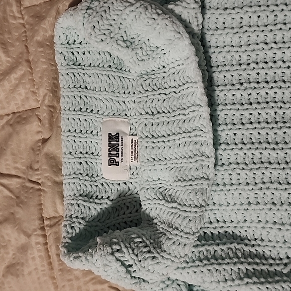 PINK Sweater - Picture 3 of 3